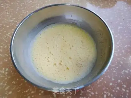 Make Peach jam cake rolls step 3