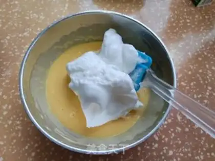 Make Peach jam cake rolls step 7