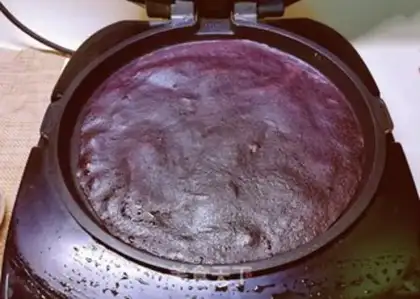 Make Black rice egg pancakes step 5
