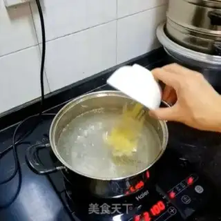 Make Home beef noodles step 1