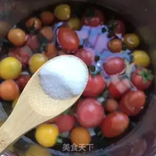 Make Tomato shrimp salad step 2