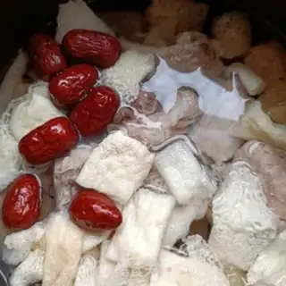 Make Pyramid ribs soup step 6