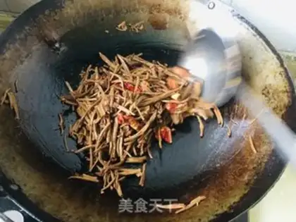 Make Red roasted tea mushrooms step 3