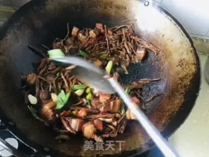 Make Red roasted tea mushrooms step 8