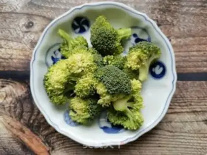 Make The broccoli step 0