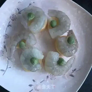 Make Japanese tofu steamed shrimp step 4
