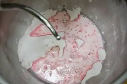 Make Bean flower toast step 1