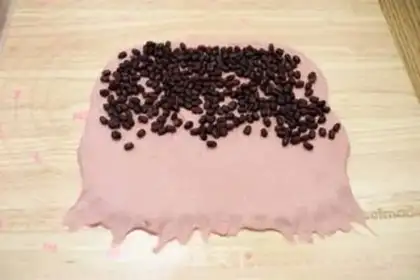 Make Bean flower toast step 6