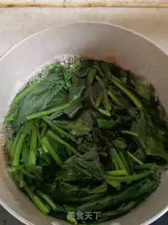 Make Spicy spinach step 2