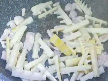 Make Spring fried meat step 5