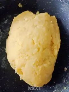 Make A yellow milk pie step 8