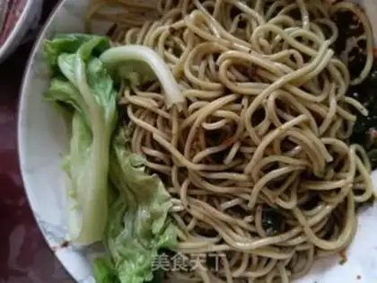 Make Hot pepper noodles step 4