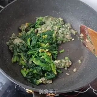Make Cream shrimp, spinach step 7