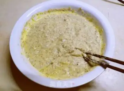 Make Eggs and bean rolls step 4