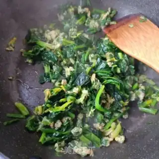 Make Cream shrimp, spinach step 9