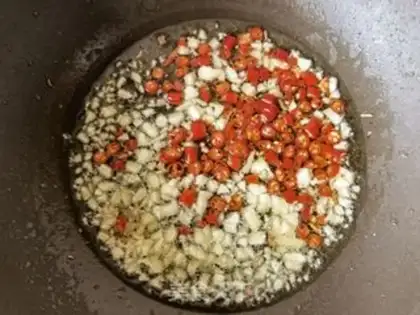 Make Garlic sauce step 6