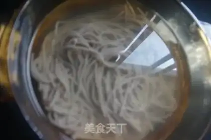 Make Bean juice for noodles step 2