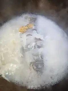 Make The radish fish soup step 1