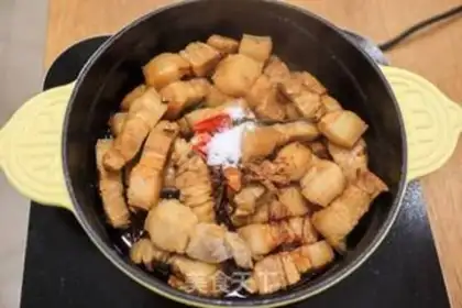 Make Five-flower stew step 5