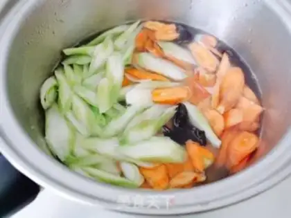 Make The gravy pole step 1