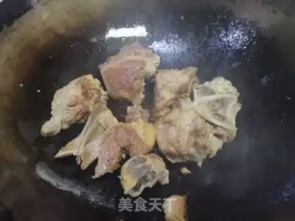 Make Milky bone soup step 1