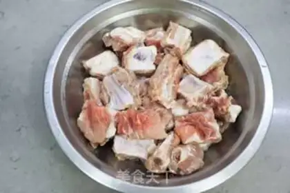 Make Soy sauce broth ribs step 0