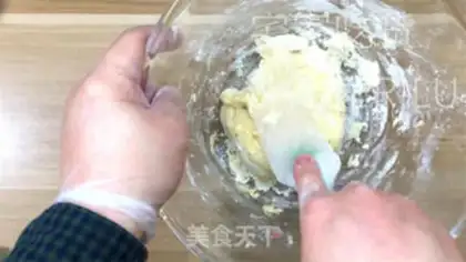 Make Roman cream bread step 3