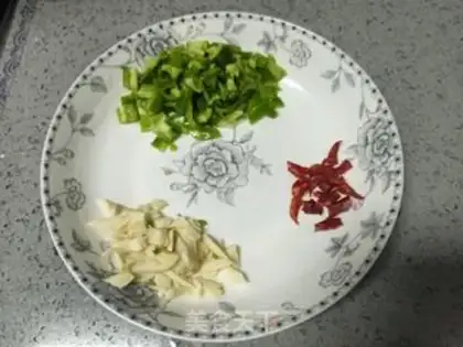 Make Pepper potato chips step 1