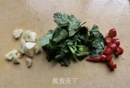 Make The spinach chicken gravy step 5