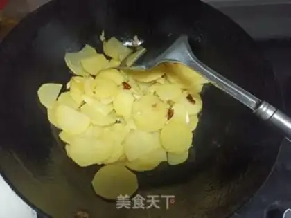 Make Pepper potato chips step 2