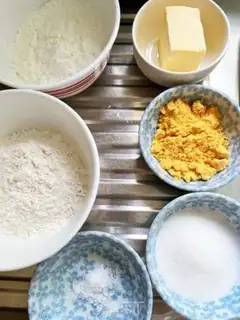 Make Salted eggs, Margaret step 0