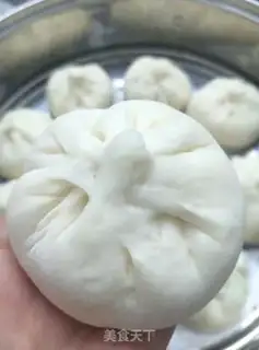Make A gravy bun step 9