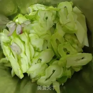 Make Five bouquets step 1