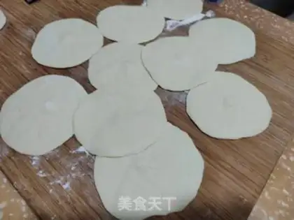 Make Potato sauce buns step 6