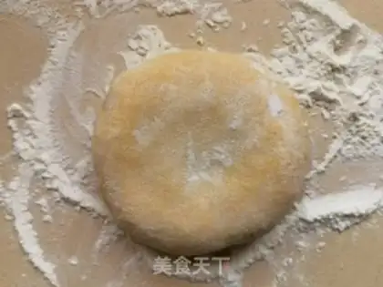 Make Hands on pumpkins step 4