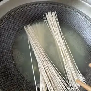 Make Pork noodle step 2