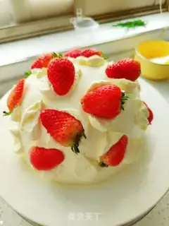Make Strawberry Bomb step 25