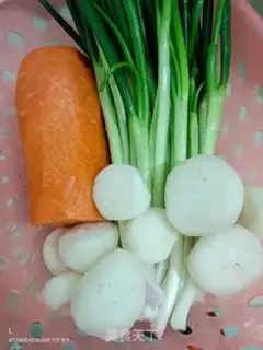 Make Skinny carrots and hooves step 0