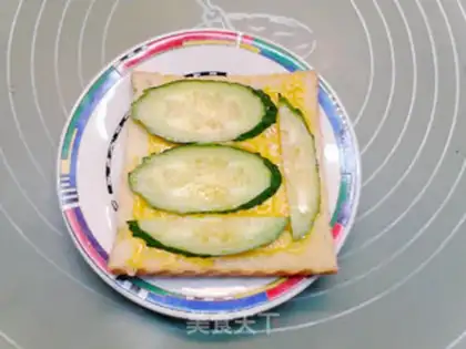 Make A pork cheese sandwich step 3