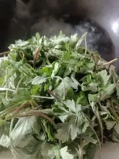 Make Red sugar and weed step 1