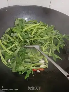 Make Garlic pastries step 3