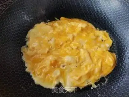 Make Scrambled wooden eggs step 5
