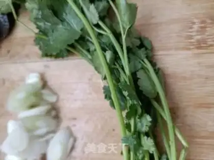 Make Soup of sea hog blood step 1