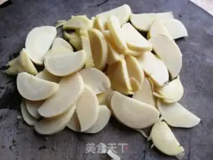 Make Frozen chicken soup step 1