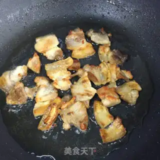 Make Five flowers with garlic step 4