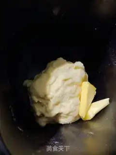 Make Tore bread with your hands step 3