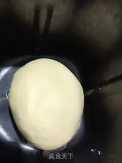 Make Tore bread with your hands step 4