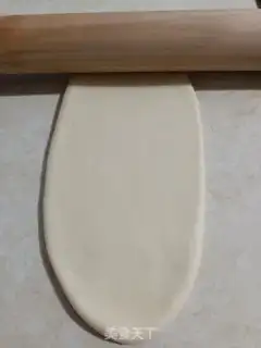 Make Tore bread with your hands step 5