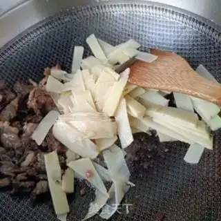 Make Spring-fried donkey step 12