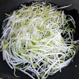 Make Oily noodles step 4
